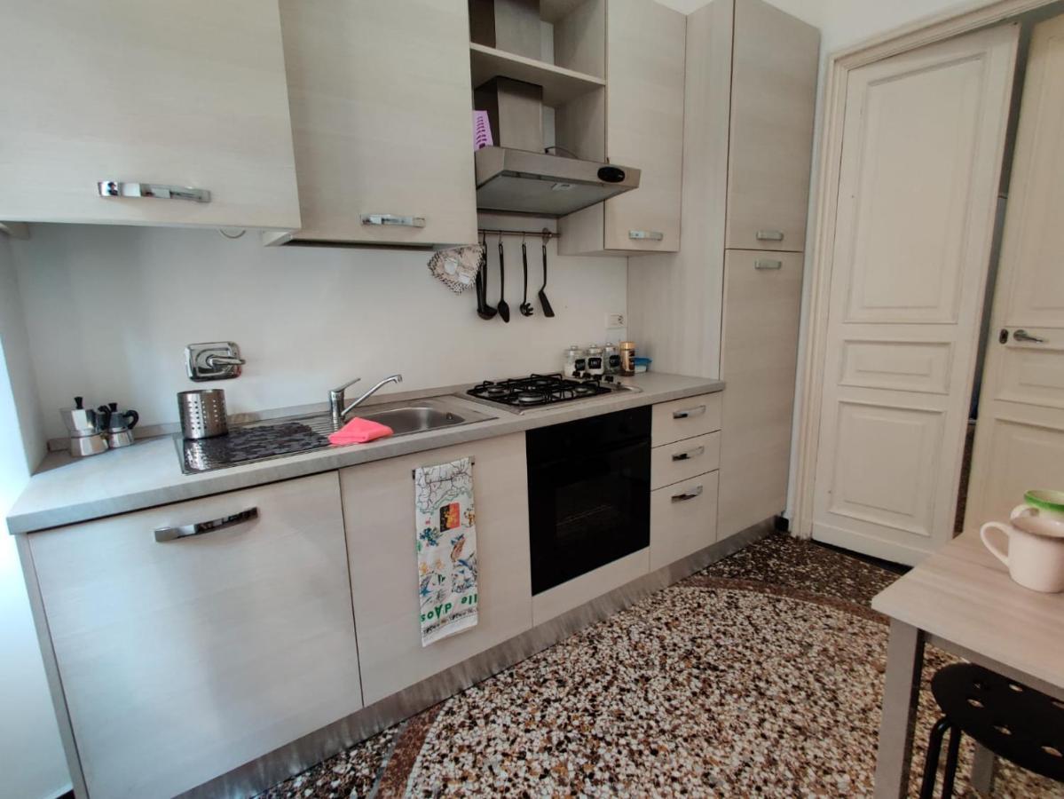 Wow Home - 175 Mq - Posteggio Privato - Davanti Porto Traghetti - Fino A 10 Posti Letto Génova Exterior foto