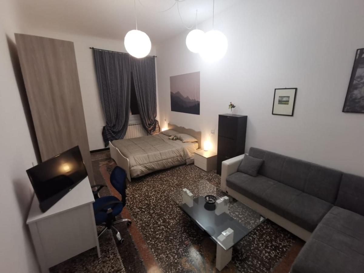 Wow Home - 175 Mq - Posteggio Privato - Davanti Porto Traghetti - Fino A 10 Posti Letto Génova Exterior foto