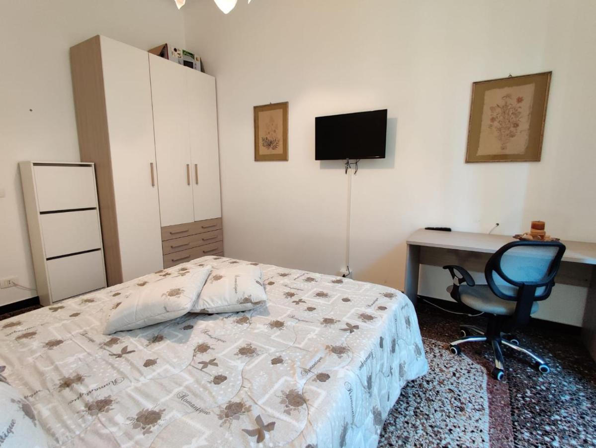 Wow Home - 175 Mq - Posteggio Privato - Davanti Porto Traghetti - Fino A 10 Posti Letto Génova Exterior foto