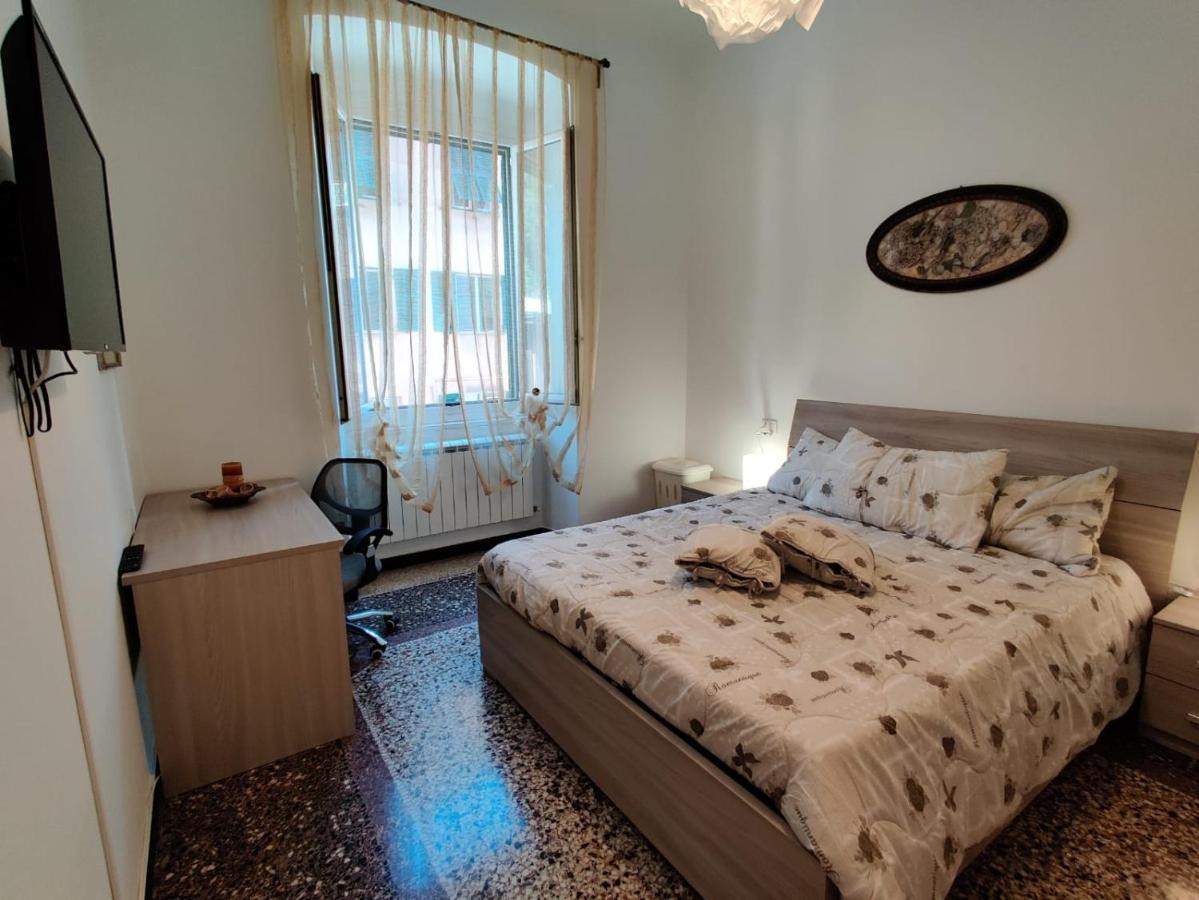 Wow Home - 175 Mq - Posteggio Privato - Davanti Porto Traghetti - Fino A 10 Posti Letto Génova Exterior foto