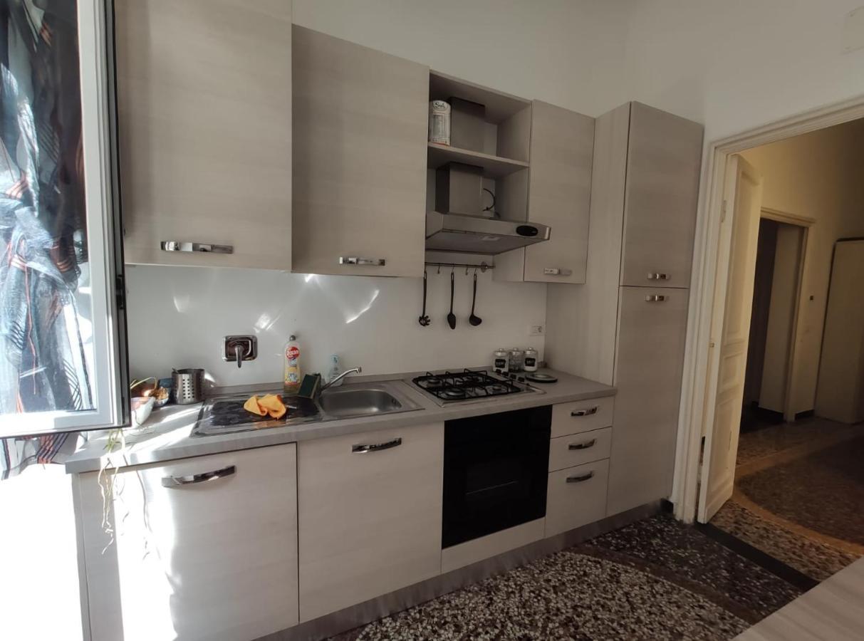 Wow Home - 175 Mq - Posteggio Privato - Davanti Porto Traghetti - Fino A 10 Posti Letto Génova Exterior foto