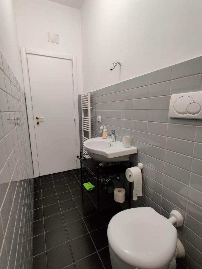 Wow Home - 175 Mq - Posteggio Privato - Davanti Porto Traghetti - Fino A 10 Posti Letto Génova Exterior foto